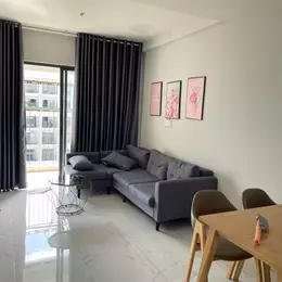 NGAY VINCOM DĨ AN 3PN-2WC FULL NỘI THẤT 2,5 TỶ