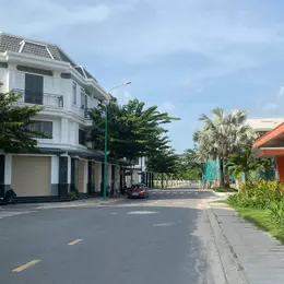 Nhà Phố Thương Mại Hòa Lợi, Bến Cát - Cơ Hội Nhận Nhiều Quà Tặng Hấp Dẫn Nhân Dịp Năm Mới 2025