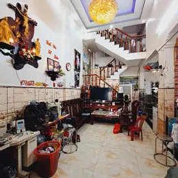 Lô Góc 2 Mặt Tiền, Diện Tích 5.5 X 20, Hẻm 5m Thông, 3 Tầng, Sẵn 8 Tr/Tháng, Tân Thới Hiệp - Quận