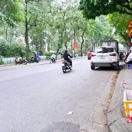 BÁN NHÀ NGỌC LÂM - LONG BIÊN - 52M2 x 5T - MT 4.5M -12.8 TỶ-PHÂN LÔ-TRƯỚC NHÀ Ô TÔ TRÁNH