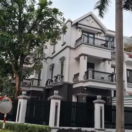 BÁN BIỆT THỰ 230M2 CIPUTRA ĐƯỜNG ĐÔI GIÁ RẺ NGANG CHUNG CƯ CAO CẤP