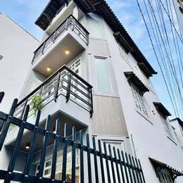 NHÀ GÒ VẤP GIÁ RẺ HẺM XE HỎI THÔNG