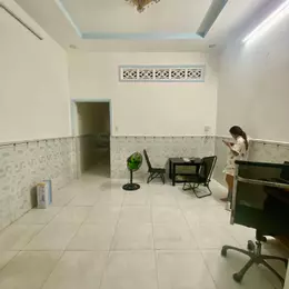 NHÀ CẤP 4 MỚI TINH - HXH - ĐANG CHO THUÊ 5Tr/ THÁNG. 52M2 CHỈ 2,98 TỶ TL.