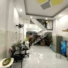 Chỉ có 4,5 Tỷ sở hữu ngay nhà 2 tầng, 96m2 ngang 5m, hẻm oto ngay Nguyễn Minh Hoàng P12 Tân Bình