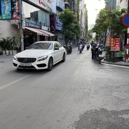 Bán nhà riêng Láng Hạ Đống Đa, Sổ 50m2 5 tầng. Mặt tiền 4.5m. Giá 9.45 tỷ gần phố nhà đẹp tiện ích
