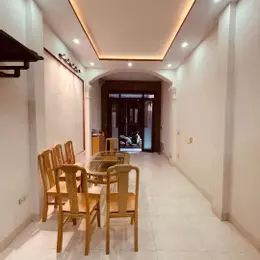 Trung Tâm Cầu Giấy 32m2 x 5 tầng. gần ô t, 3 gác đỗ cửa. Chỉ 7.x tỷ