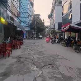 Bán nhà 5 tầng, 103m2, NỞ HẬU, mặt tiền 4.3m - Phố Giáp Bát- quận Hoàng Mai