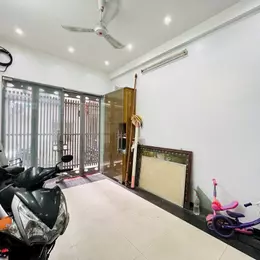 Bán rẻ NHÀ dân xây phố Trần Vỹ - Cầu Giấy - 47m2 x 7 tầng - khu dân trí cao