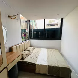 Bán Nhà Tập Thể 3 Tầng Tại Khu Tôn Đức Thắng, Đống Đa - Chỉ hơn 3 tỷ 5 Có 4 phòng ngủ, 2 phòng vệ