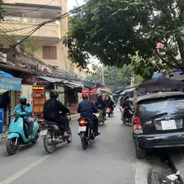 BÁN NHÀ XINH LUNG LINH ĐÓN TẾT DIỆN TÍCH 40M , MẶT TIỀN 4.2M GIÁ CHỈ 5.1 TỶ SIÊU HIẾM CÒN
