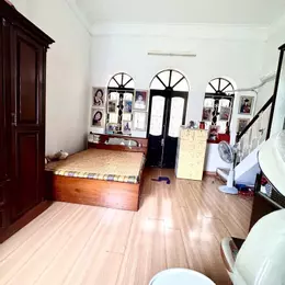 Bán nhà phố Hào Nam, Mặt phố, Vị trí đẹp, Dòng tiền tốt, 22mx7T, giá 15.5 tỷ, LH: 0396935190.