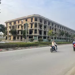 CẶP GÓC NGÃ TƯ ĐẠI LỘ CSEDP. NHÀ 4 TẦNG SẴN SỔ SANG TÊN NGAY. KĐT XUÂN HƯNG. LH: 0966 343 969
