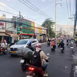 Bán nhà Mặt tiền Âu Cơ - Ngay Bàu Cát - Đồng Đen,DT: 5.2x21m, 2 tầng cũ, giá 19.5 tỷ (TL)