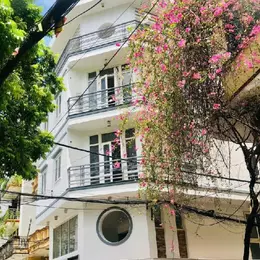 BIỆT THỰ NGUY NGA- THIẾT KẾ CHÂU ÂU
