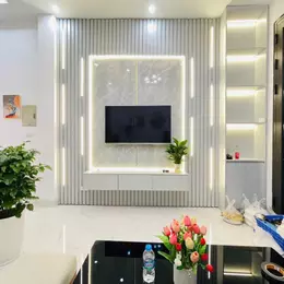 Lo công việc bán rẻ nhà đẹp 4 tầng, 42m2 tại Định Công, Hoàng Mai, GIÁ CỰC SỐC