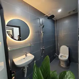 Bán nhà Cầu Giấy, vị trí đẹp, đủ nội thất, ở luôn. 35m2. Chưa đến 7 tỷ