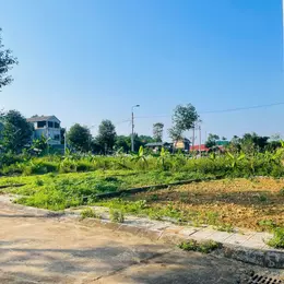 BÁN LÔ GÓC 3 MẶT TIỀN GIÁ CHỈ NHỈNH 2,5 TỶ TẠI LÕI VỆ TINH HÒA LẠC