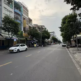 **10.45 TỶ, LÔ GÓC 2 MẶT TIỀN LÒ SIÊU Q11, 54M2, 6TẦNG, 4PN NHÀ MỚI ĐẸP KD NGAY.