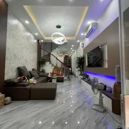 Bán Nhà Hoàng Văn Thái, 38.1m2, Gần Ô Tô, Gần TTTM, Nhà Mới Ở Ngay, 6.68 Tỷ