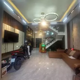 Bán nhà 57m2, 4PN, 4WC, 3 tầng, Linh Xuân, Thủ Đức - 5.3 tỷ