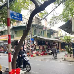 B.ÁN NHÀ VỊ TRÍ ĐẸP - MẶT PHỐ NGÕ 93 HAI BÀ TRƯNG - KINH DOANH - VỈA HÈ - Ô TÔ - Ở NGAY - HAI