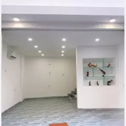 Bán nhà mặt tiền đường Núi Một Nha Trang thuận tiện kinh doanh