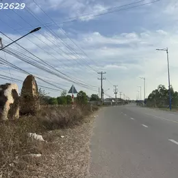 HẠ GIÁ 40% 5800m2 đất ONT Đường Nguyễn Chí Thanh - TX LaGi chỉ 400tr/m ngang gần UBND