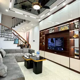 Bán Nhà Định Công, 36m², Ngõ Ô Tô, Sát Đường Vành Đai, Nhà Đẹp Như Khách Sạn, 5.68 Tỷ