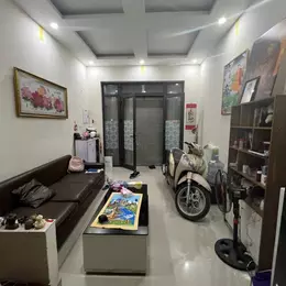 Bán Nhà Hoàng Hoa Thám, Ba Đình 4 Tầng, Gần Ô Tô, Ngõ Thông, Mặt Tiền 3.7m/DT 32m, 6 Tỷ