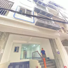 Nhà phân lô phố Nguyễn Khang Cầu Giấy 96m2 1 hầm 8 nổi