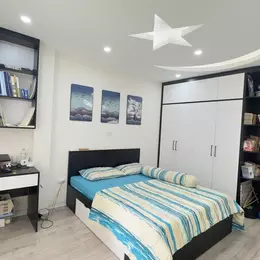 NHÀ PHẠM VĂN ĐỒNG- LÔ GÓC- NGÕ THÔNG, NÔNG- GẦN Ô TÔ ĐỖ- 48M2-GIÁ 8 TỶ HƠN
