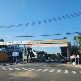 BÁN NHÀ MẶT PHỐ CẦN THƠ - 84M2 - 3 TẦNG - GIÁ HỜ 3.8 TỶ
HOÀN HẢO CHO GIA ĐÌNH TRẺ - KDC NÔNG THỔ