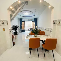 BÁN NHÀ SÁT GÒ VẤP - HẼM XE HƠI ĐỖ CỬA (4X10)  GIÁ HẠT DẺ - MỚI TINH VÀO Ở NGAY