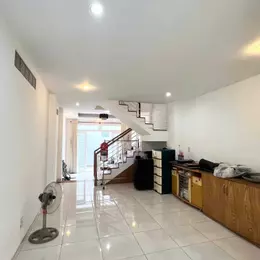 Bán Nhà HXH Phan Văn Trị 4x10, 2 Mặt Hẻm Gần Bà Chiểu Hơn 6 Tỉ