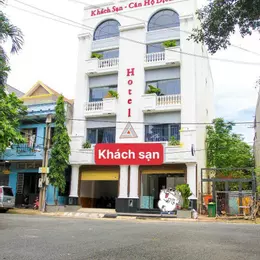 BÁN KHÁCH SẠN 5 TẦNG GÂN BIGC DĨ AN -GIÁ 16.5 TỶ