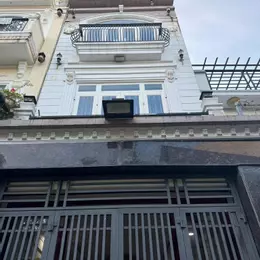 - Mặt Tiền hẻm kinh doanh, Ngay chợ Phước Long, thu nhập 144tr/Năm 3 tầng, Hẻm xe hơi, 3,6x14,