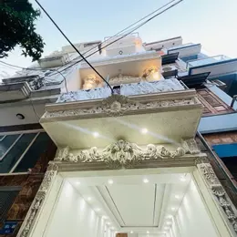CHỈ NHỈNH 8 TỶ - SỞ HỮU NGAY NHÀ ĐẸP ĐÓN TẾT KHU PHÂN LÔ DÂN TRÍ CAO, 6 TẦNG 40m2 THANG MÁY, Ô TÔ