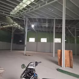 CHO THUÊ XƯỞNG MẶT TIÈN 700M Giá 45tr Thới Tam Thôn Đường Xe Container vào tới xưởng