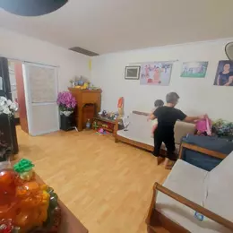 Bán căn hộ tập thể Thái Thịnh, 60m2, 2pn,  ô tô đỗ chân cầu thang. Nhỉnh 3 tỷ