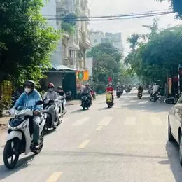 MẶT TIỀN ĐƯỜNG SỐ Q7 NHỈNH 5 TỈ CÒN TL 64M2 2 LẦU FULL NỘI THẤT CAO CẤP