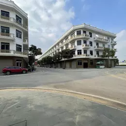 NGOẠI GIAO * DUY NHẤT CẶP GÓC NGÃ TƯ HÀ HUY TẬP. SẴN SỔ SANG TÊN NGAY. LH: 0966 343 969