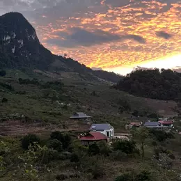 Mộc Châu: Bán đất nghỉ dưỡng 5000m2 view đồi chè xanh mát, tiềm năng homestay