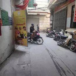 Bán Nhà Cù Chính Lan, 30m², Ngõ Thông, Ô Tô, Thoáng Sáng, Giá Chỉ 6.5 Tỷ