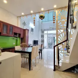 Nhà 3 tầng, Nguyễn Duy Trinh, 60m2, ngang 4.5m, ở ngay, nhỉnh 4 tỷ