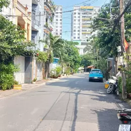 Bán nhà Biệt thự, hẻm 688 Lê Đức Thọ, gần Nguyễn Oanh, 10x20m, 3 Tầng, 4PN, 25.5 tỷ