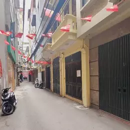 BÁN NHÀ KHƯƠNG TRUNG, THANH XUÂN, 61S RA PHỐ, 3 GÁC TRÁNH, 46M2, 7.5 TỶ(CTL)