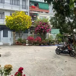 Biệt thự 2 tầng, mặt tiền kinh doanh, ngay Khu Dân Cư Bộ Công An, 322m2, 160 Nguyễn Văn