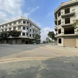 NHÀ PHỐ 4 TẦNG, 3,2 TỶ, BAO SỔ. SANG TÊN NGAY. TRƯỜNG LIÊN CẤP QUỐC TẾ. LH: 0966 343 969