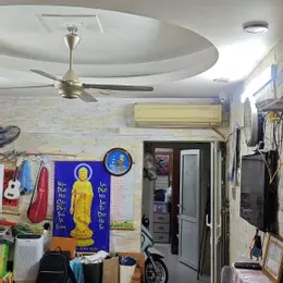 Bán gấp CHTT Tầng1 Kinh doanh , DT 70m2 . Mặt đường Thái Thịnh, Đống Đa, giá 3,685 tỷ.
