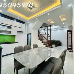NHÀ CHÍNH CHỦ-TIỆN ÍCH XUNG QUOANH-tặng nội thất-tăng trưởng mạnh